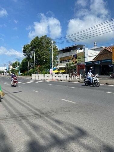 NHÀ CẤP 4 MẶT TIỀN CHỢ 168M2 ĐƯỜNG ĐĂNG THÚC VỊNH HUYỆN HÓC MÔN.