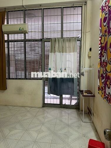 Nhà mình còn 1 phòng trống, cần cho nữ thuê phòng hoặc ở ghép
