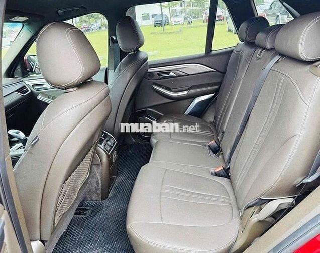 VinFast Lux SA2.0 2020 2.0 AT - 70000 km