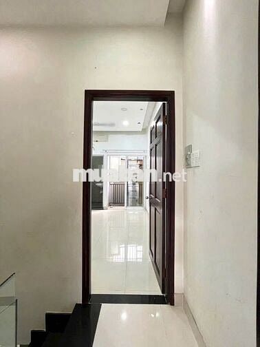 Chính chủ bán nhà 1 trệt 1 lầu 67m2/1ty350 2PN, 2WC Tân Kim Cần Giuộc