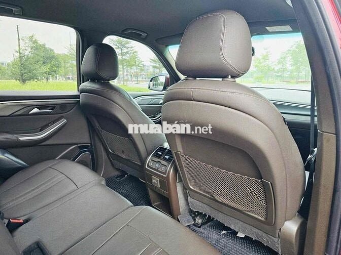 VinFast Lux SA2.0 2020 2.0 AT - 70000 km