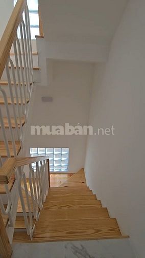 Nhà mới xây Cho thuê phòng đẹp gần ngay Bệnh viện z715