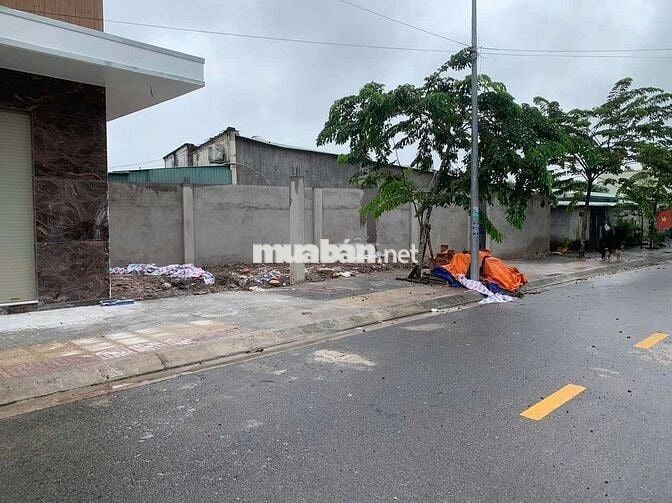 Bán căn nhà góc 2 mặt tiền đường khu TĐC 56 heta mỹ xuân