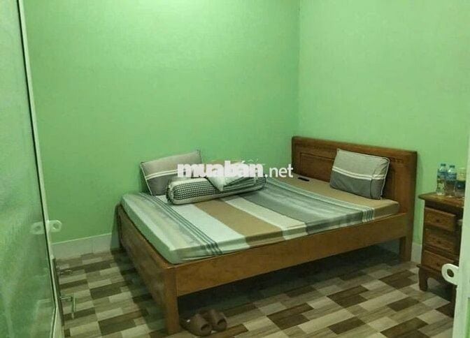chú Bảy gừi bán căn nhà ở Bà Điểm-Hóc Môn. DT 119m2, Giá 910 tr, SHR.