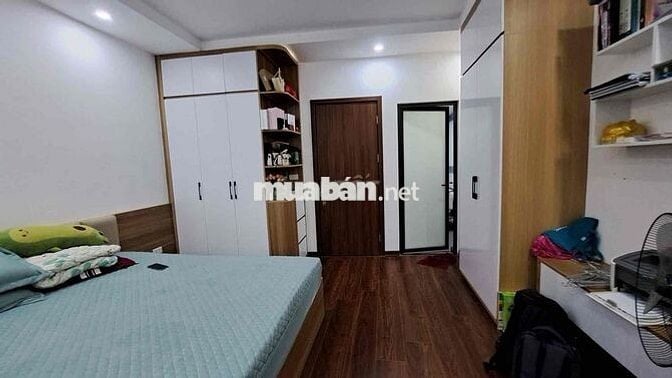Phan Đình Giót ,Quang Trung 34m 5T 7,05 tỷ Vf3 đỗ cửa ,ôtô tránh cách