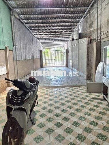 Cần bán gấp căn nhà ở 1/ đường Lê Thị Lơ, Tân Hiệp 100m2 SHR giá 860tr
