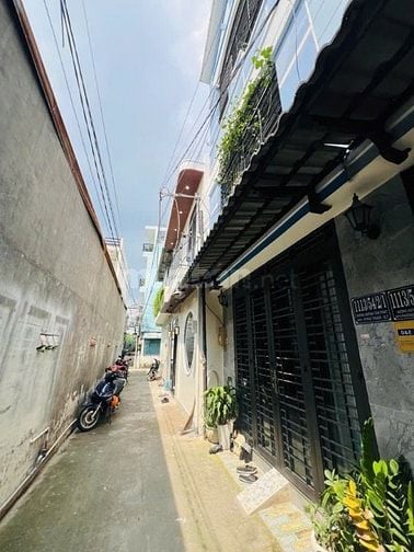 Nhà Mới như Hình, Gần KDC Nam Long, 02 Tầng.