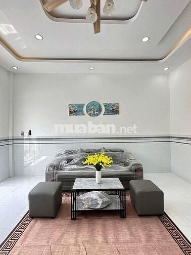 Cắt lỗ bán gấp căn nhà 94m2 gần chợ SHR 955 triệu