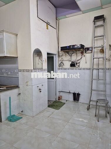 Cần bán gấp căn nhà ở 1/ đường Lê Thị Lơ, Tân Hiệp 100m2 SHR giá 860tr