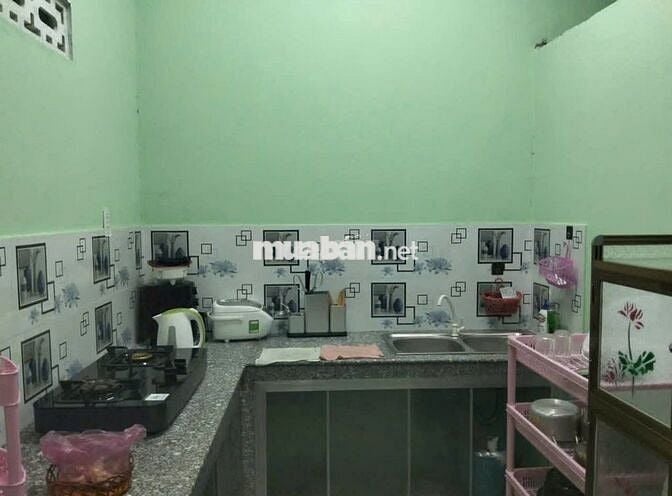 chú Bảy gừi bán căn nhà ở Bà Điểm-Hóc Môn. DT 119m2, Giá 910 tr, SHR.