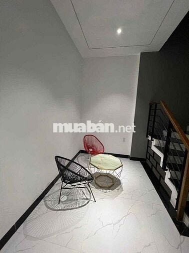 cho thuê nhà 3 tầng 3pn/4wc mặt tiền thân nhân trung
