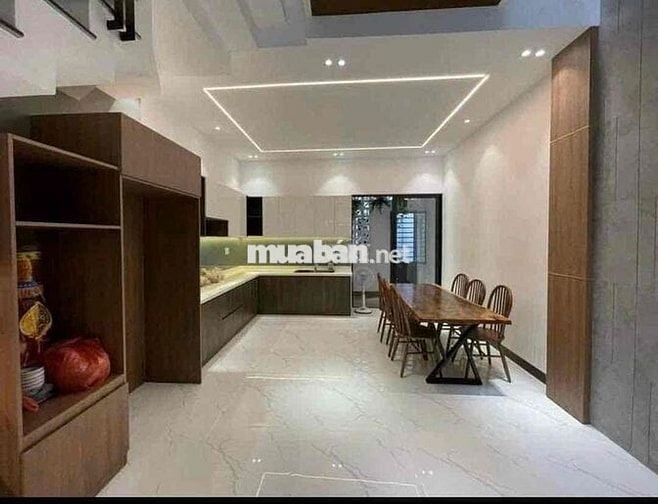 cho thuê nhà 3 tầng 3pn/4wc mặt tiền thân nhân trung