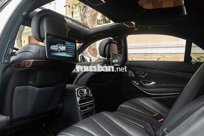 Mercedes Benz S Class 2017 S450L - 61000 km