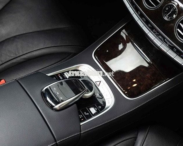 Mercedes Benz S Class 2017 S450L - 61000 km
