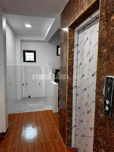 KD lớn nhà ngõ 136 Cầu Diễn, giá 13.8 tỷ, gần 72m2x5T, thang máy 