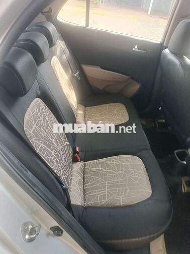 Hyundai Grand i10 2015 1.0 Base - 678 km