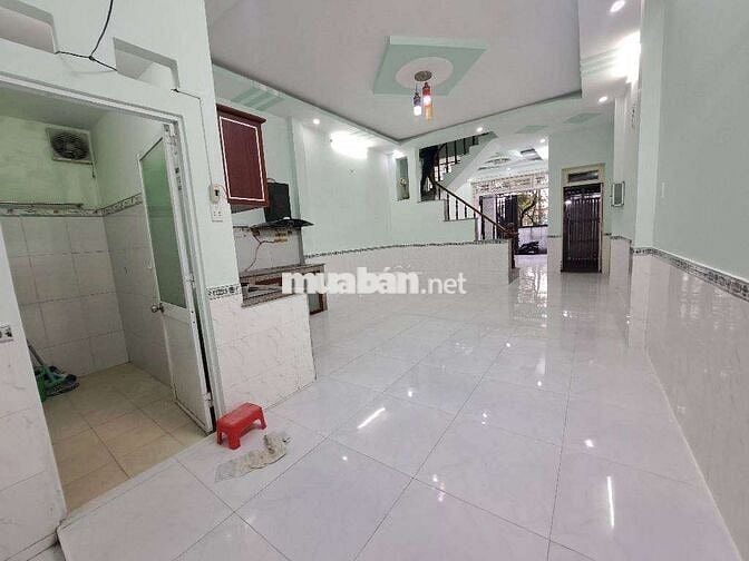 BÁN NHÀ HÓC MÔN - 2 TẦNG ĐẸP LUNG LINH - Ô TÔ - DT KHỦNG - GIÁ CỰC RẺ