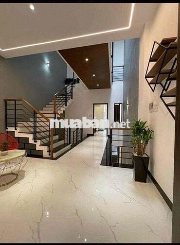 cho thuê nhà 3 tầng 3pn/4wc mặt tiền thân nhân trung