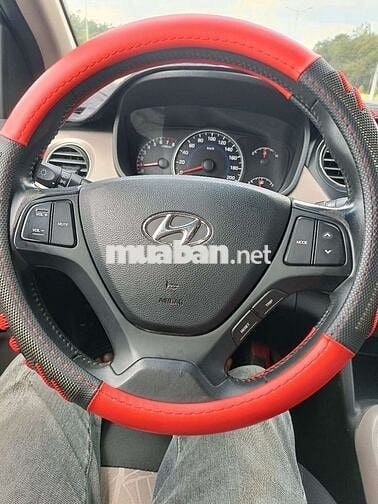 Hyundai Grand i10 2015 1.0 Base - 678 km