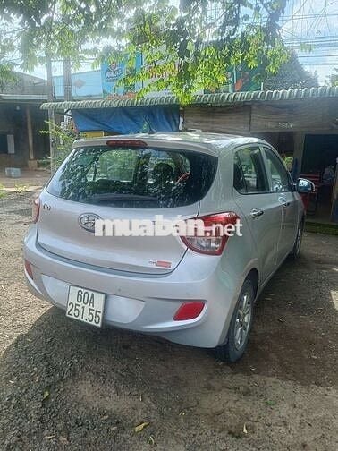 Hyundai Grand i10 2015 1.0 Base - 678 km