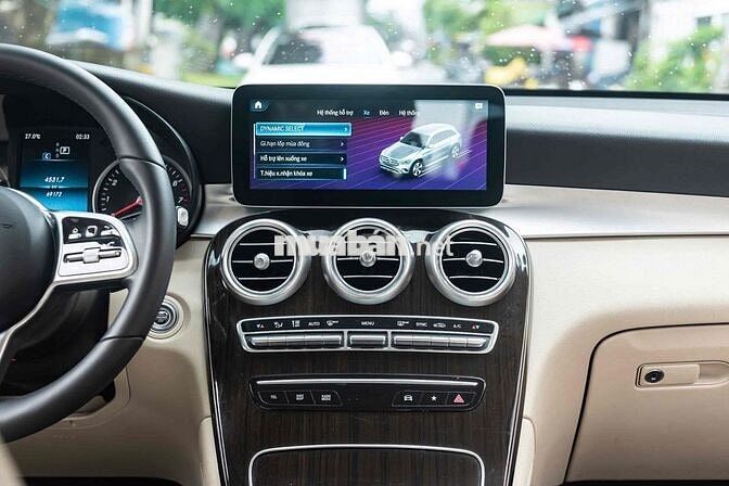 Mercedes Benz GLC200 Class 2020