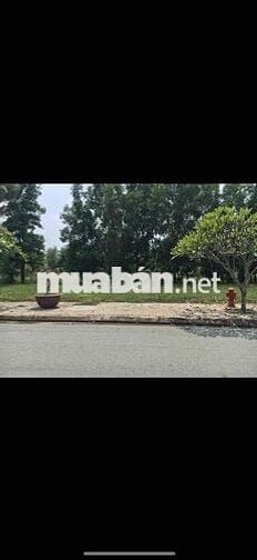 Mặt tiền khu Hương Sen - DA Làng Sen Việt Nam - DT 90m2 giá 1tỷ930