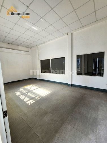 CHO THUÊ VĂN PHÒNG 300M2 TẠI TÔN ĐẢN QUẬN 4