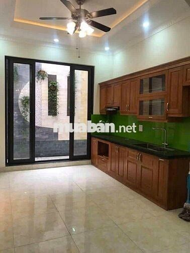 Nhà Ngõ đẹp 62m2, 4 phòng ngủ, phố Quang Nhân, quận Thanh Xuân