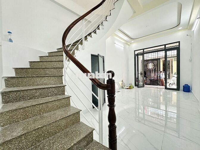 HẺM 7M NGAY VINCOM NGUYỄN XÍ,NHÀ MỚI 3 TẦNG,4PN,NHỈNH 8T