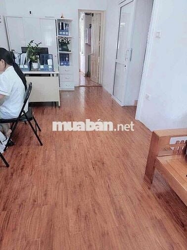 Bán tập thể phố Tân Mai. Dt 80m2, giá 3.7 tỷ