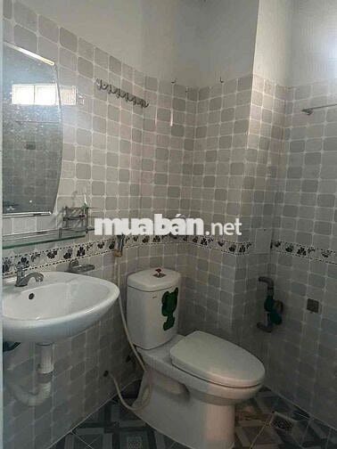 🏠🏠NHÀ THUÊ GIÁ RẺ TÔ HIẾN THÀNH CHỈ 14TRIỆU TRỆT 3 LẦU 3PN 3WC