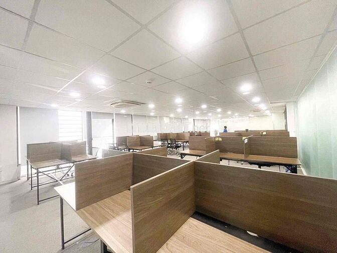 Cho thuê VP 120m2 Cư Xá Bắc Hải Q10 full nội thất