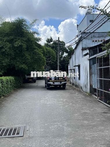 NHÀ MỚI ĐẸP THỚI TỨ HXH 2 LẦU GIÁ 3,5 TỶ GẦN TRƯỜNG LÝ THƯỜNG KIỆT ..
