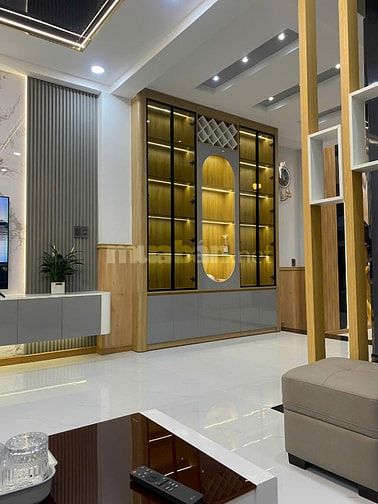 Bán nhà chính chủ 5 tầng có thang máy ngay Phú Mỹ Hưng quận 7