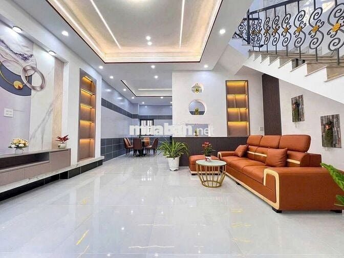 GĐ ký gửi 1 trệt 1 lầu giá 1 tỷ 850tr, DT 5x30m, Tân An, Bình Dương