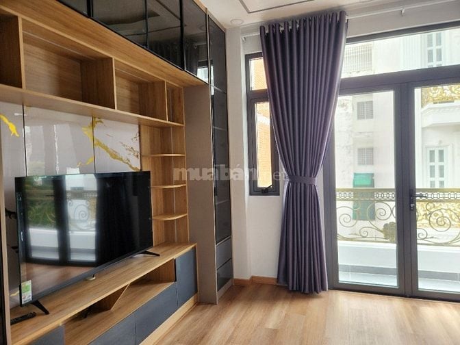 Bán nhà chính chủ 5 tầng có thang máy ngay Phú Mỹ Hưng quận 7