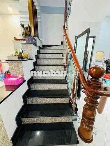 CẦN BÁN GẤP NHÀ TÂN TÚC - CHỢ ĐỆM - GIÁ 770TR ( SHR CHÍNH CHỦ )