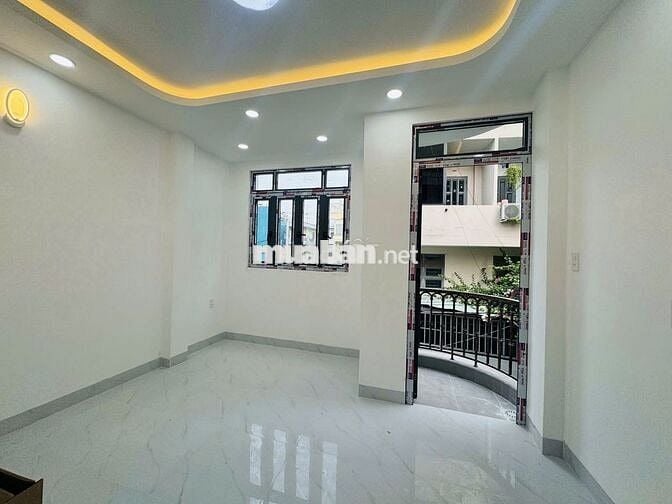HẠ CHÀO SỐC 1.1 TỶ-XE HƠI VÀO GỌN,NHÀ 52M²,4PN MỚI TINH,CHỈ 8..T