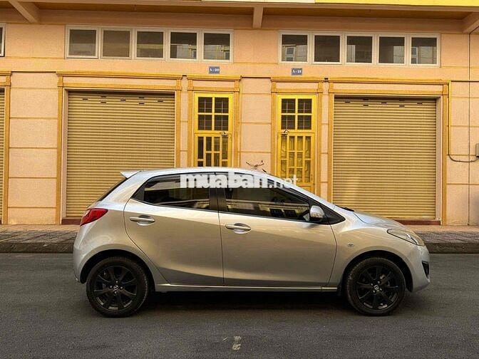Mazda 2 2012 1.5 AT - 135000 km