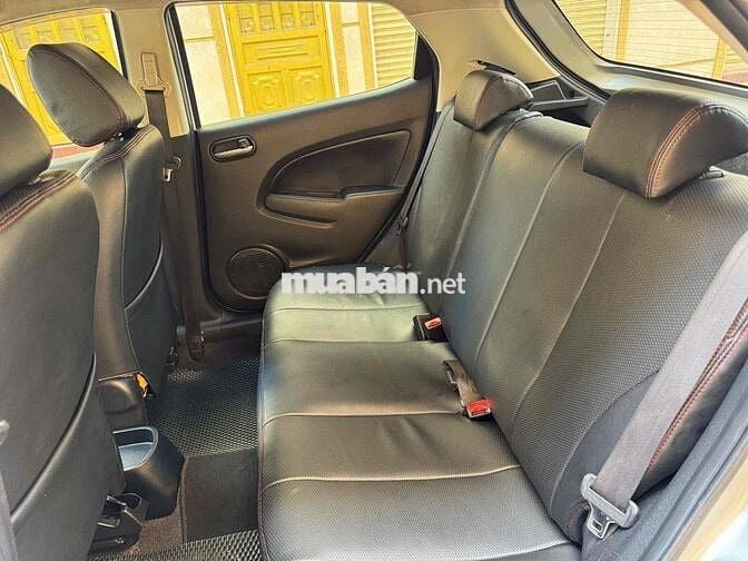 Mazda 2 2012 1.5 AT - 135000 km