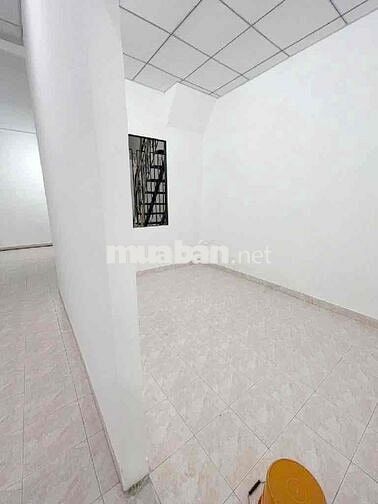 Quá Rẻ. Chỉ 8 Tỷ. DT 67m2 Cầu Nguyễn Văn Cừ, Quận 8