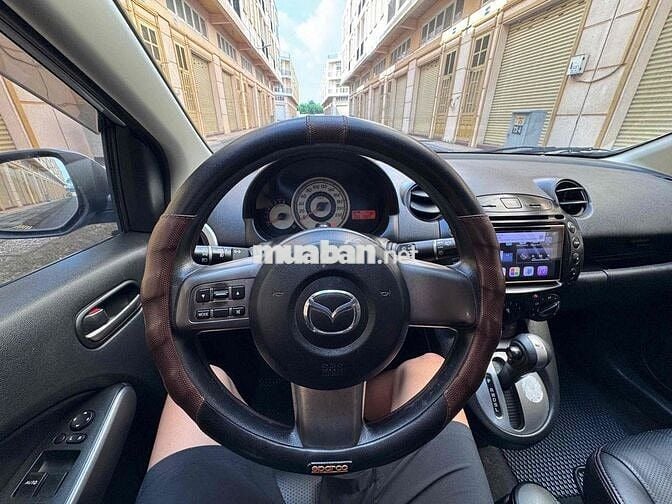 Mazda 2 2012 1.5 AT - 135000 km