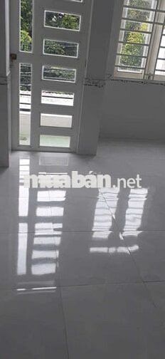 NHÀ NGUYÊN CĂN 1 LẦU 1 TRỆT HẺM 520, QUỐC LỘ 13, HIỆP BÌNH PHƯỚC