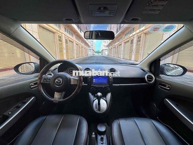 Mazda 2 2012 1.5 AT - 135000 km