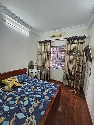 Cho thuê nhà riêng 38m x 4.5T gồm 4 ngủ ở Gốc Đề - Minh Khai