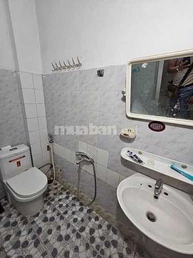 Cho thuê nhà riêng 38m x 4.5T gồm 4 ngủ ở Gốc Đề - Minh Khai