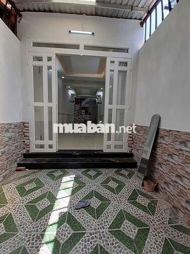 NHÀ NGUYÊN CĂN 1 LẦU 1 TRỆT HẺM 520, QUỐC LỘ 13, HIỆP BÌNH PHƯỚC