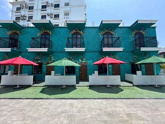 Bán lô đất vàng mặt phố đi bộ Minh Châu - Bãi Biển đẹp nhất Miền Bắc 