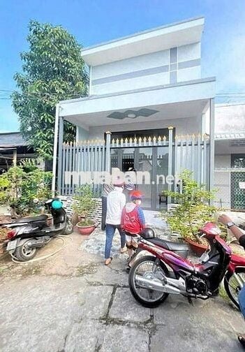 Cần Bán Gấp Căn Nhà 1 triệt 1 lửng ở Trảng Bàng, Giá 870tr, 109m2.