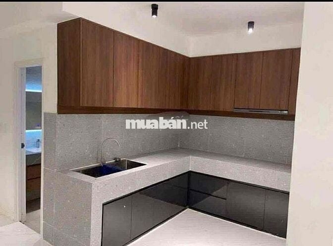 Cho thuê nhà đẹp 2 tầng 3pn khu loseby gần biển